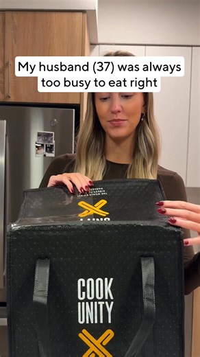 Skip the grocery store, prep and dishes. Get meals from award-winning chefs delivered weekly to your door. | CookUnity