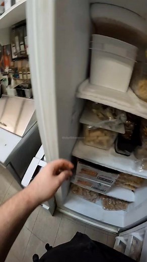 711K views · 8.5K reactions | One of the perks of working in a kitchen  it's fun making random stuff for videos! | Chef Thomson | Facebook