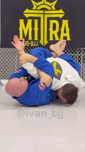 Kimura invertida. Reverse Kimura. #jiujitsucomodeveser #jiujitsuhowitshouldbe #bjjtraining #mitrabjj #mitrajiujitsubrasileiro #bjj #bjjkids #bjjgirls #shoyoroll #bjjlifestyle | Ivan Danielewicz Junior