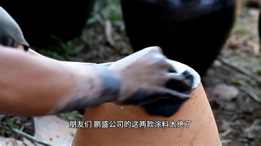 防静电环氧涂层，每度表干后，应作施工质量检查，纳米复合乳液内防腐涂料