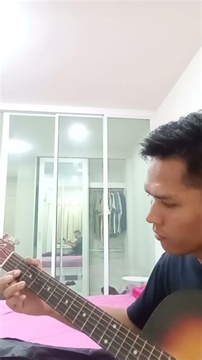 Apyar Young Nya solo practice