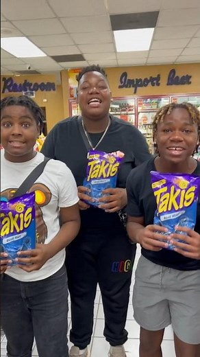 Big boy steals takis from the store after dad says no #shorts