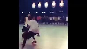 21K views · 1K reactions | Kobe Bryant shows off his amazing 1-on-1 skills | All Ladies Are Beautiful Basketball World | Facebook