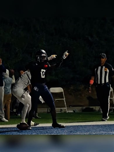 The Football Network on Instagram: "USC just locked in one of California’s most explosive rising stars, WR Tron Baker is officially a Trojan. One of the top playmakers on the West Coast, Baker brings elite burst, natural hands, and a big-game mentality that stood out all offseason. A legit yards-after-catch threat with real speed and confidence, he’s the type of weapon USC fans have been waiting for. Baker tells @endzonexposure why he chose to stay home and commit to the Trojans: “I chose USC be