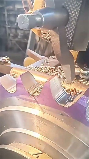 Advanced engraving machine for making iron into sharp teeth #shorts