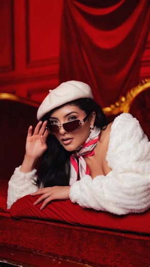 Francisco Joel Hernandez on Instagram: "Being my own assistant for this shoot!🔥 .. Model @debanicabrera21 Lens @viltrox.us @viltrox.official Light/modifier @flashpointlighting Location @snapixbooth .. ⚡Light Info⚡ • Flashpoint Xplor 100 Pro II w/ 28” Glow ParaSnap • Flashpoint iT30 Pro w/ Red gels. .. .. .. .. .. .. #offcameraflash #viltrox #flashpointlighting"