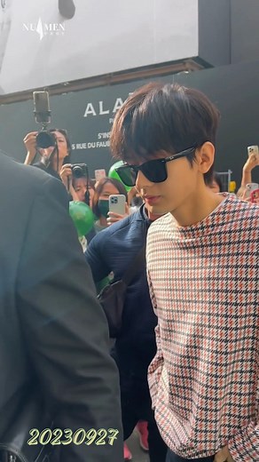 4.4K views · 457 reactions | 20230928 Paris Fashion Week : presentation Lanvin fashion static exhibition (2) ©️®️ on pic #parisfashionweek #ChengYiLanvinss24 #CHENGYI  #成毅 諾 #เฉิงอี้ #เฉิงอี้成毅ThailandFanClub #ChengyiThailandFanClub | เฉิงอี้ 成毅 ChengYi Thailand Fan Club | Facebook