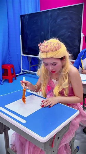 Follow along.#kpop#arianagrande#cosplay
