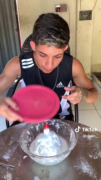 Creative Science Experiment with Aluminum Foil