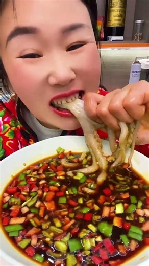 CHANISE FOOD SHORT 🍜🍜🍜#zee74