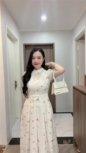 Vay công sở & váy hoàn hỉ: Outfit mỗi ngày cho công sở