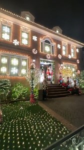 Join me on the amazing Dyker Heights Tour 🤩 #NewYork | New York - NewYork.co.uk