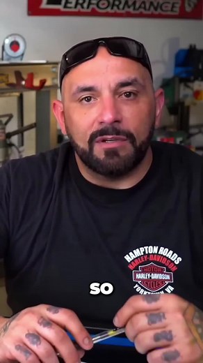 Big Chief vs Gas Monkey: Street Outlaws Fight!