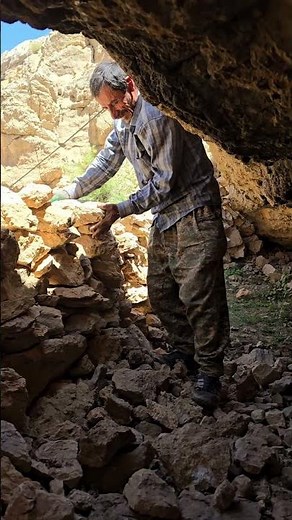 Caveman Life | Reconstruction of an Old Cave by a Nomad Man🪨