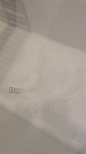 Days 21,22,23 Post ACL and MCL surgery! I needed some time away from my socials recently to focus on myself physically and mentally! Good news from the physio today tho! finally got full extension easily💪🏻 #aclsurgery #kneepain #ACL #kneeinjury #aclrecoveryjourney