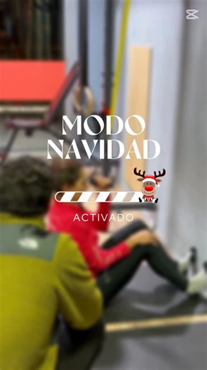 BONOBO Training on Instagram: "En estas fiestas celebramos cada entrenamiento, cada meta cumplida y cada persona que hace de Bonobo su segundo hogar 🏠🐵 ¡Feliz Navidad, equipo! A por otro año más🎄💪🏼✨ #entrenamientofuncional #bonobotraining #feliznavidad"