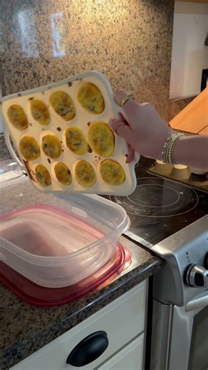 POSOSTO 2Pack Silicone Muffin Pan Review Video #amazoninfluencer #siliconemuffinpan