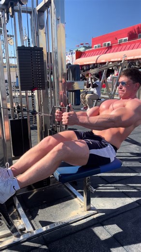 Effective Back Workout with Seated Row Machine - 160lbs | 25 Reps x 4 Sets