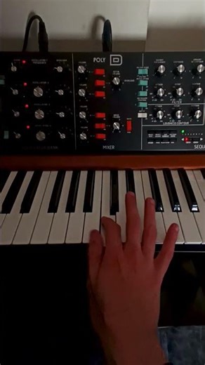 Behringer Poly D’s bass🤌