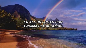 1.6M views · 71K reactions | Solo hay que acordarse de algo... el hombre que hizo esta bella canción no está muerto, está en algún lugar sobre el arcoíris ❤️ Israel "IZ" Kamakawiwoʻole - Somewhere Over the Rainbow (Subtitulada en Español) | Producciones Colibri | Facebook