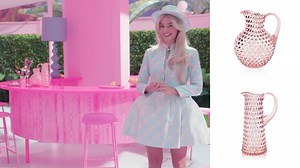 České sklo dobývá Hollywood. Ikonické džbány miluje i Barbie - Novinky