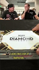 They found the most INSANE AARON JUDGE 1/1 autographed card 💎🤯