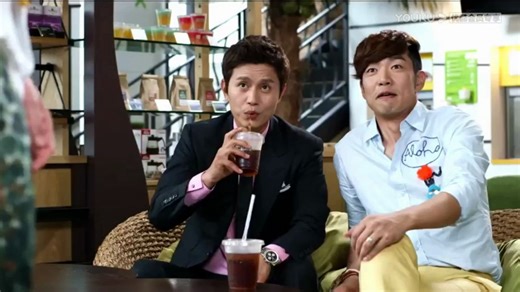 绅士的品格小剧场：四人嘲讽的教官居然是大客户的儿子，这反转！