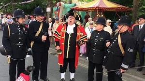 6.9K views · 119 reactions | Welcome to the Bridlington Old Town 1940s Festival. Lots to see and do.... a great day out in sunny Brid. Watch the video to the end to see Crier David Hinde getting a shock..... And remember the ECHO, your FREE community newspaper will be out on the news-stands in a couple of weeks with a full report of this event and much, much more. | Bridlington Echo | Facebook