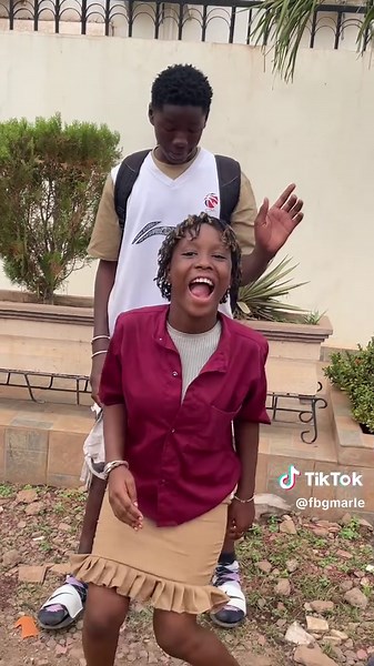 @~L~A~L~L-A 🦋🤍 Laden ❤️