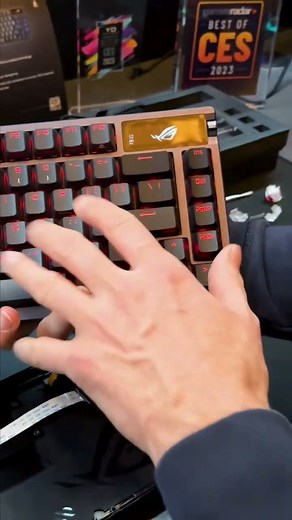 Vous pouvez customiser totalement votre clavier grâce au ASUS ROG AZOTH