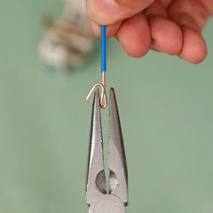 A useful hack to secure an electrical cable in place⚡