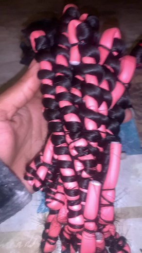 Turn my bundles from straight to wavy with me ❤️❤️ bundles from my collection @ShopKaylani on Instagram #bundles #straighttocurly #deepwave #detroit