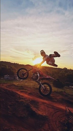 Crazy Dirt Bike Air Jump 🔥😳