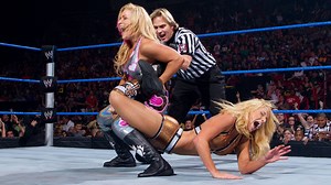 Natalya vs. LayCool - WWE Divas Championship Handicap Match: Survivor Series 2010 (Full Match) - 2018-11-13