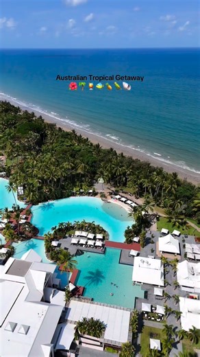 Love looks better in Port Douglas. 🌴 From the beach to the resorts, the food, the accommodation, and the views. If you’re going to celebrate love, why not do it here? ❤️ Happy Valentine’s Day. 🎥 @classylebanese #portdouglas #valentinesday #visitqueensland #tropicalnorthqueensland #couplesgetaway | Port Douglas