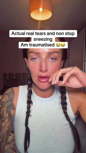 Nic Snape 💕 (@nicnak88)’s video of Sneeze