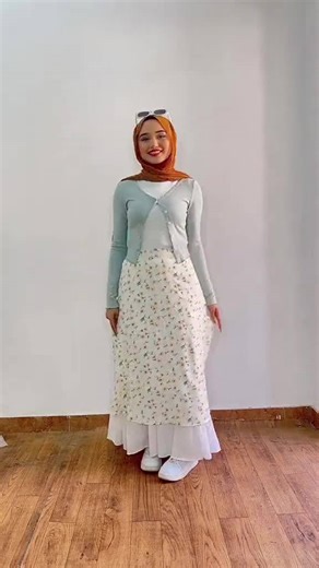 Modest Outfit Ideas: Transforming a Short Skirt for Everyday Wear