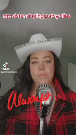 Sister's Tribute to Patsy Cline in Heartfelt Performance