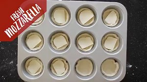 Mini Deep Dish Pizzas! | Party Panda Party