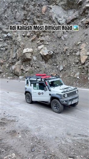 Jimny at Adi Kailash Road 🏞️ #jimny #4x4 #offroad #adikailash