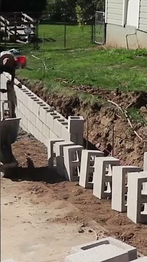 Laying block, the right way. #construction #wall