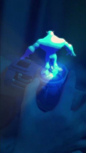 BLUE ULTIMATE OMNITRIX INTERFACE + ALIENS Real Life