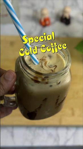 Cafe Style Cold Coffee at Home 😍 | Easy & Creamy Cold Coffee Recipe