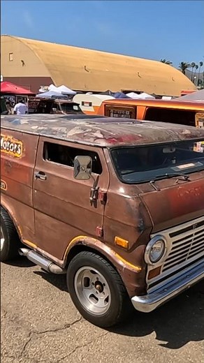 Would you drive this Chopped 1971 Van Build #automobile