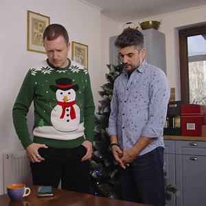 298K views · 4.4K reactions | Unele aplicații promit multe, dar nu-ți aduc nimic bun. Instalează doar aplicații din surse oficiale, cum ar fi App Store sau Google Play și nu o face ca urmare a unor insistențe de la persoane necunoscute. | ING Romania | Facebook