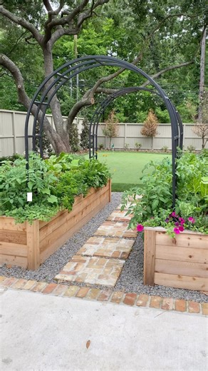 36K views · 123 reactions | Comment STYLE to keep the garden tour...