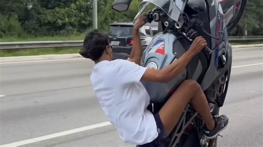 最新款的宝马就得这么玩