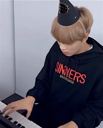 Haechan's Piano Skills: Mastering Heart And Soul