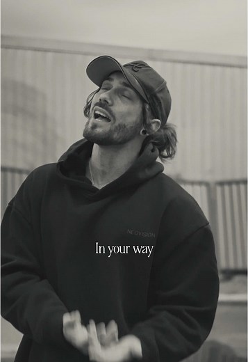 Amazing Male Singer's Live Performance of New Music