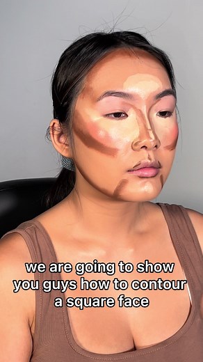 How To Contour A Square Face ✨ Contouring isn't just about trends—it's about enhancing unique features. Understanding how to correctly contour different facial shapes is crucial as a makeup professional. For square faces, it's all about softening angles and creating dimension. By strategically shading and highlighting, we can sculpt and define, allowing your features to shine. If you want to learn more about the art of contouring, we encourage you to enroll into our courses where we teach the ne